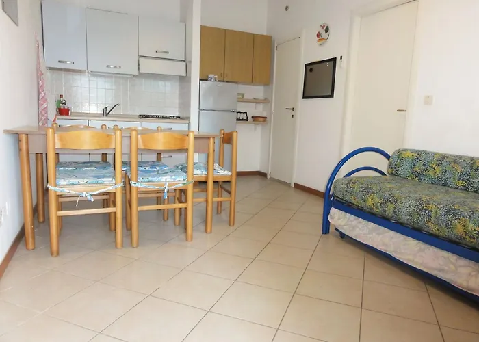 아파트 Great Flat In A With Pool 비비오네