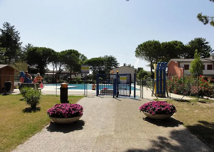 Apartment Great Flat In A With Pool *